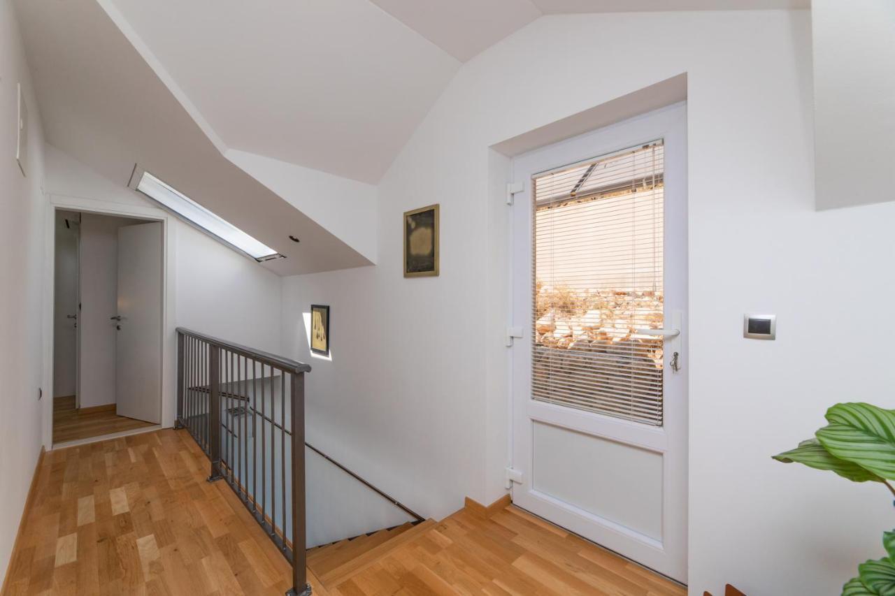 מורביצה Villa Kruna With Breathtaking View מראה חיצוני תמונה